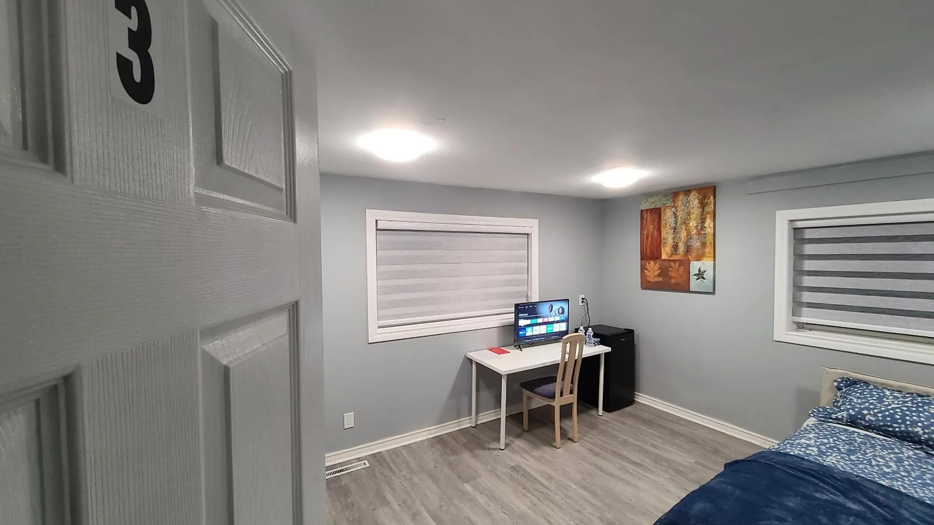 Downtown Ottawa Spacious Room Accommodation Bed & Breakfast